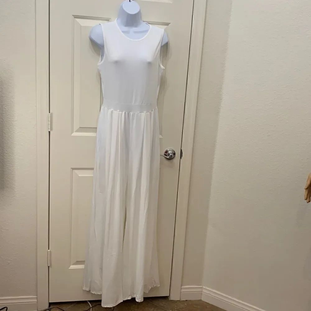 CBR White Pantsuit Jumpsuit Scoop Neck Zippered Back Flare Leg Cotton Polyester